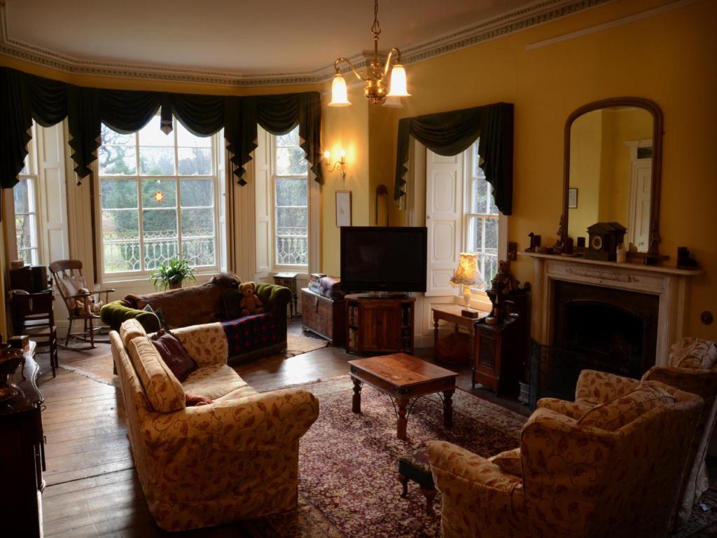 Powis House B&B สเตอร์ลิง ภายนอก รูปภาพ
